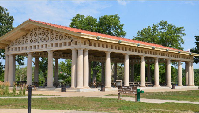 swope park swimming pool