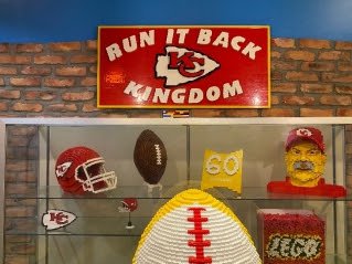 LEGO Kansas City Chiefs Run It Back Flag Build at LEGOLAND - KC