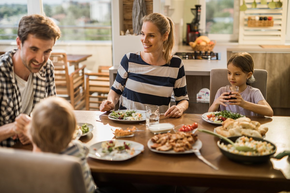 Finding joy in eating well together - KC Parent Magazine