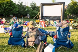 Movie-in-the-Park-screen.jpg