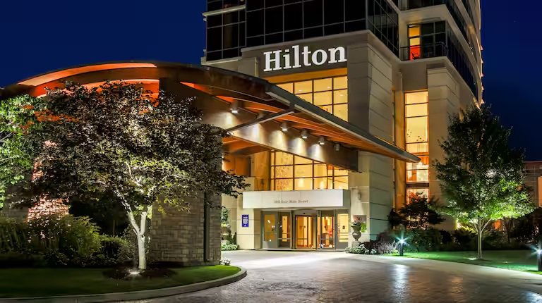 hiltonbranson.jpg