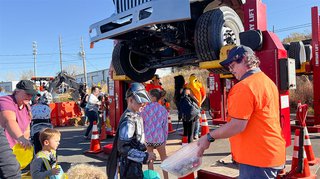 truck-or-treat-kids-picking-candy.jpg