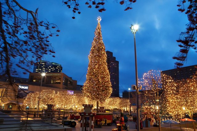 Kansas City Christmas Events 2022 Christmas In Kc - Kc Parent Magazine